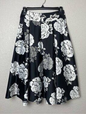 Review Beautiful Midi Black Circle Skirt w/ White Rose Print Pleated Satin Sz 6